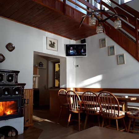 Pod Sneznikem Hotel Dolni Morava Bagian luar foto