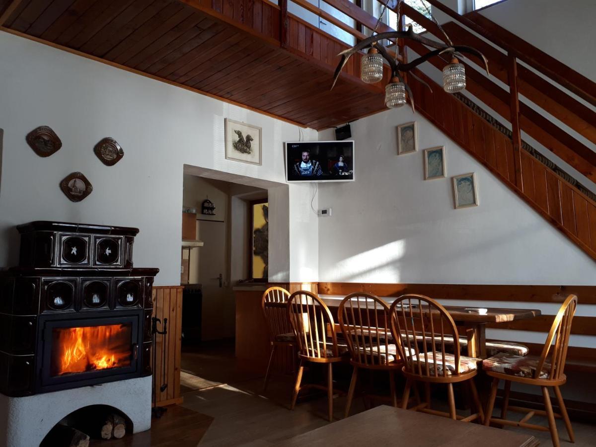Pod Sneznikem Hotel Dolni Morava Bagian luar foto
