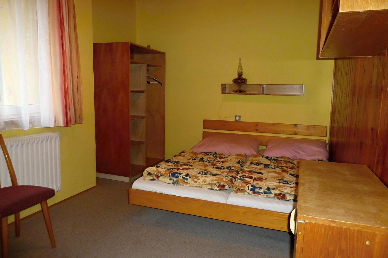 Pod Sneznikem Hotel Dolni Morava Bagian luar foto